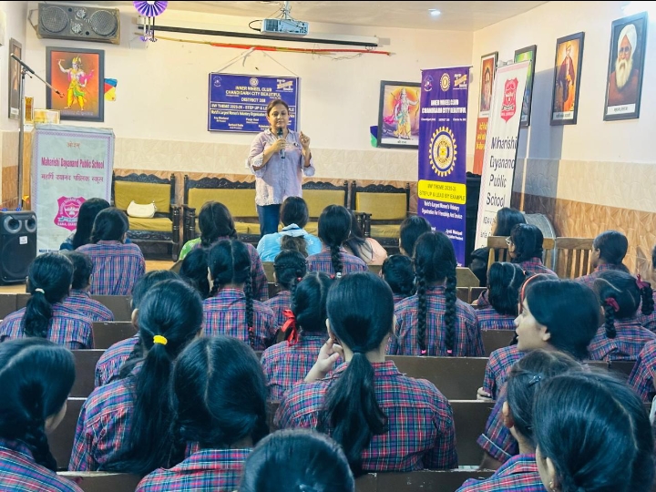 महर्षि दयानंद पब्लिक स्कूल, दरिया ने योग पर दिया बल और व्यायाम सिखाए