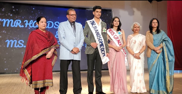 डी.सी. मॉडल स्कूल ने कक्षा 10 के विद्यार्थियों के लिए एक भावपूर्ण विदाई दी