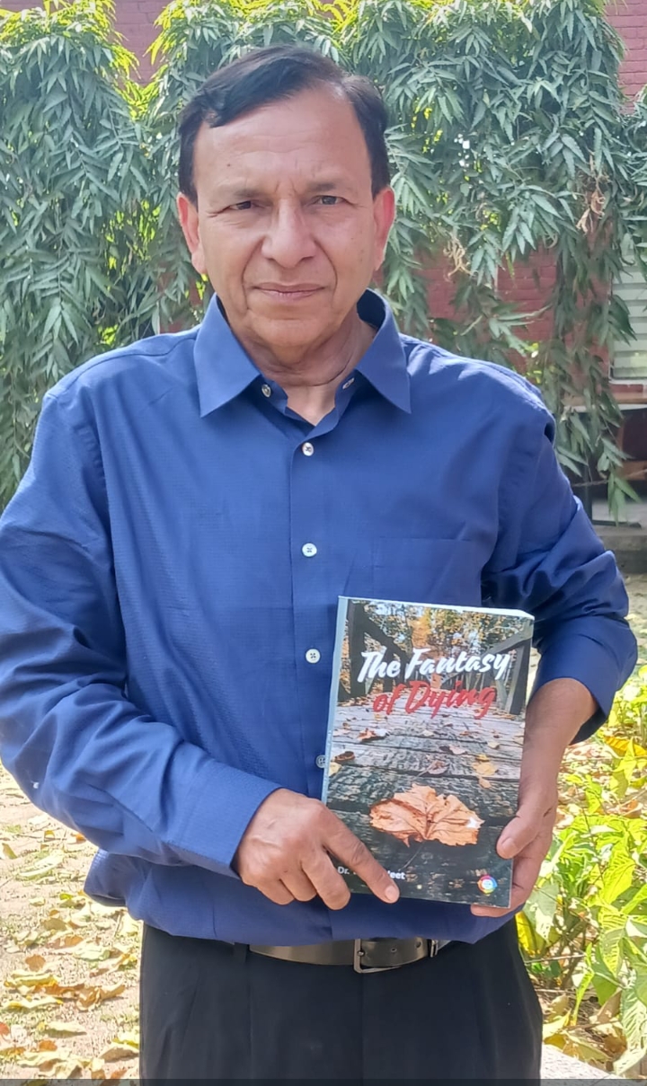 चंडीगढ़ में डॉ. विक्रमजीत की पुस्तक “द फैंटेसी ऑफ डाइंग” का भव्य विमोचन